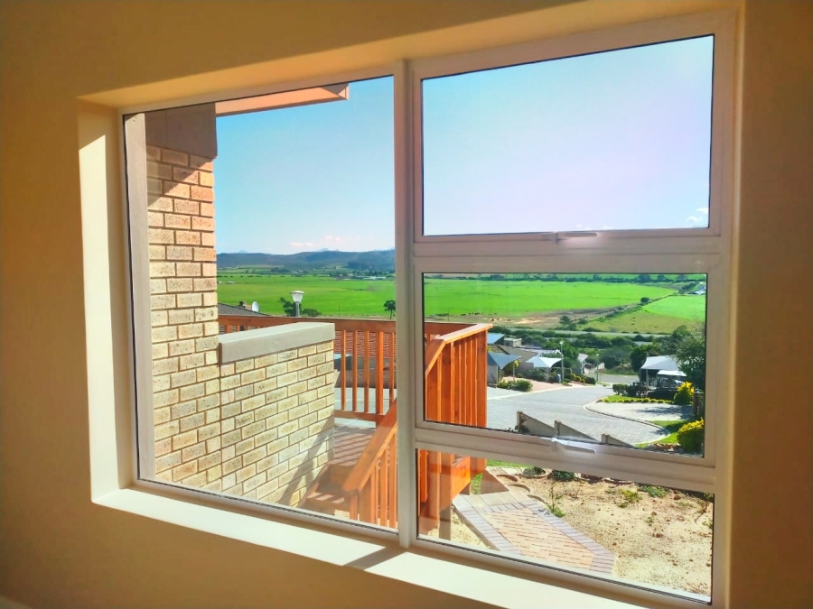 3 Bedroom Property for Sale in Reebok Western Cape